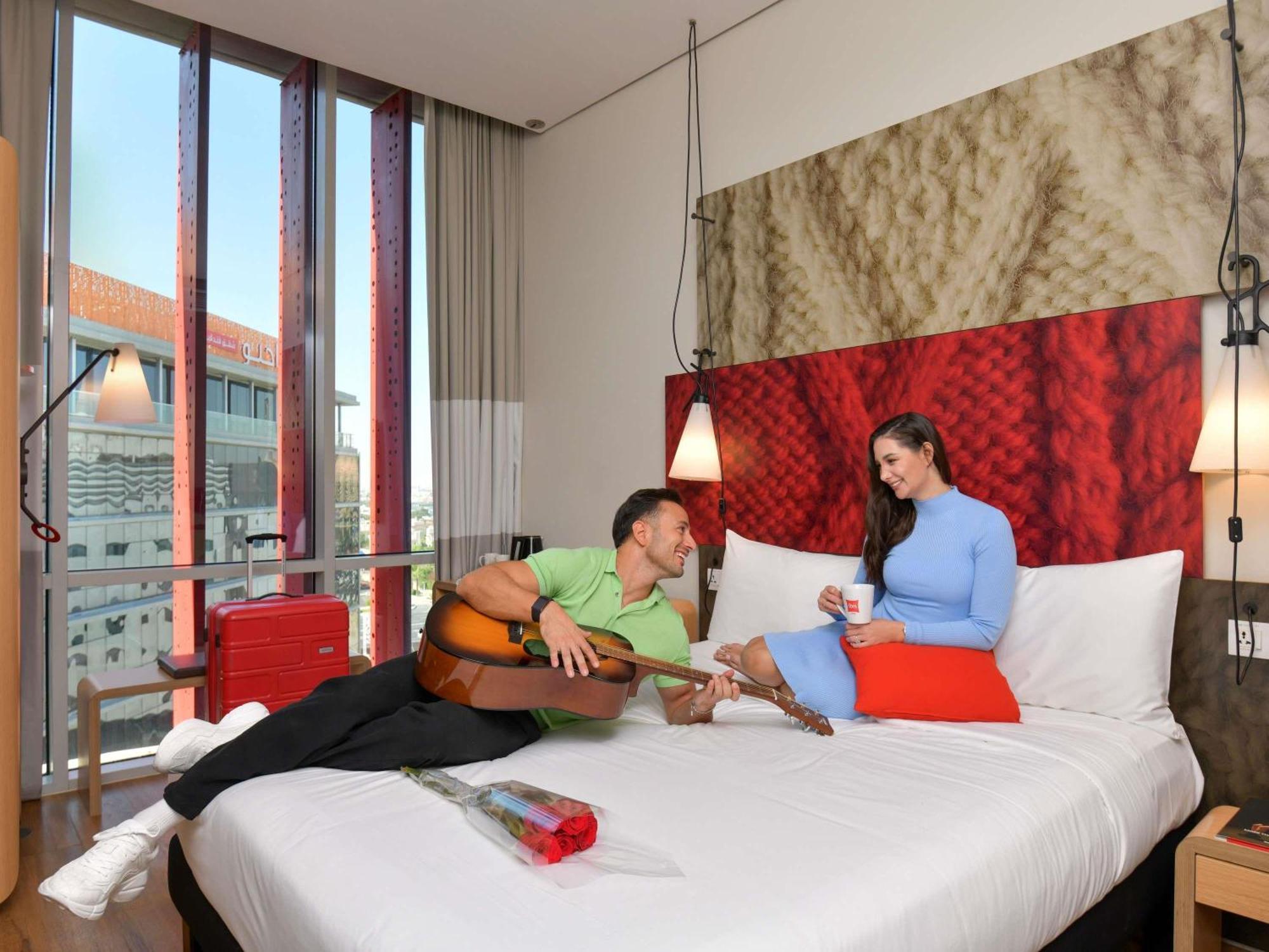 Connecting Family Suite,1714188894:JPEG