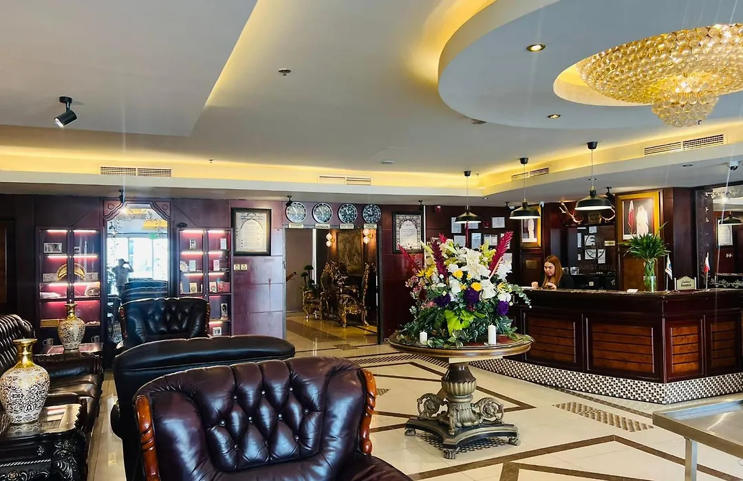 Tourist Hotel-1