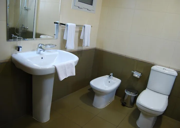 Al Madina Suites Doha