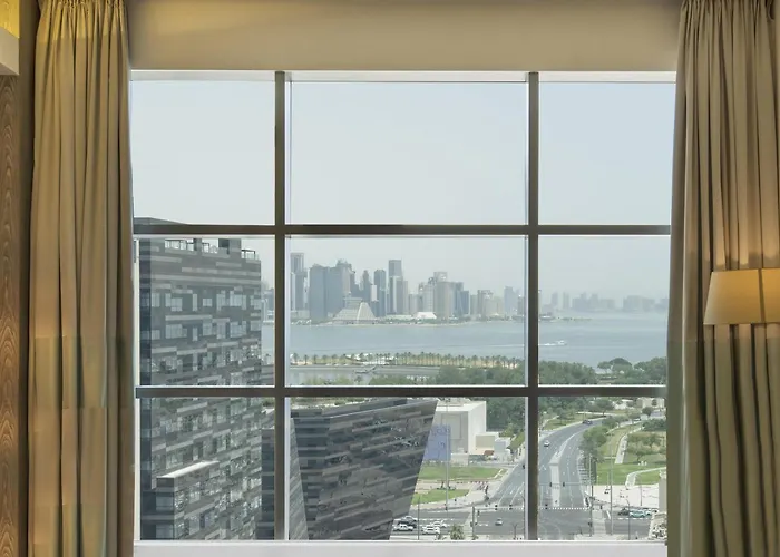 Beach hotel: Doubletree By Hilton Doha Old Town